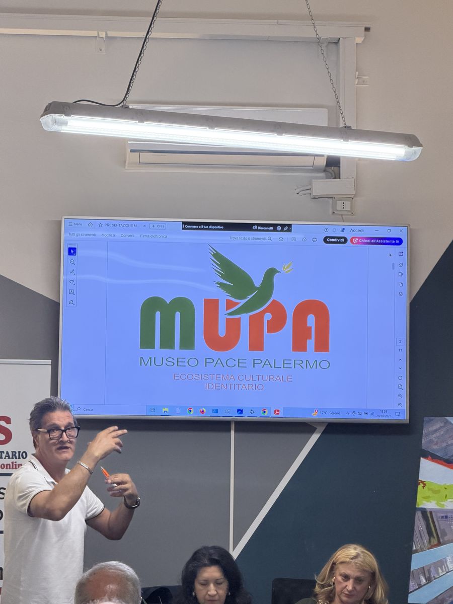 La presentazione di MUPA Museo Pace Palermo durante la conferenza alla Casa del Mutilato