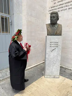 Laureato ARES
